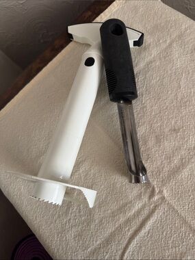 Pineapple Core Slicers
Set of 2